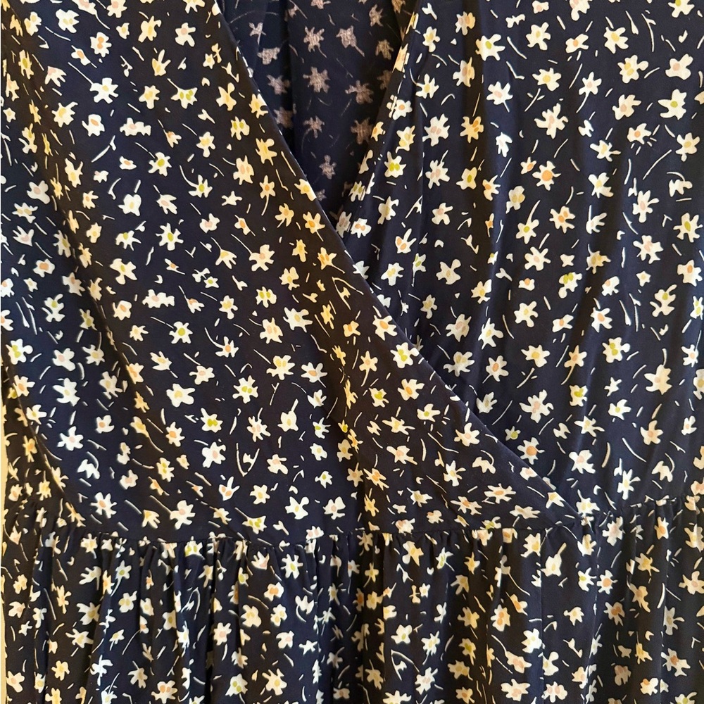 Madewell Floral Maxi Dress in Navy and White - Picture 5 of 8